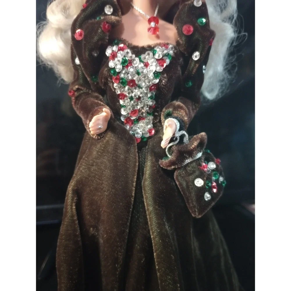 1991 Happy‎ Holidays Barbie Special Edition Mattel Blonde Velvet Dress...